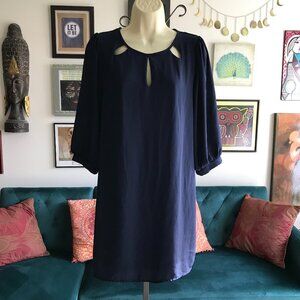 EVERLY size M Navy Blue 3/4 Sleeve Cut Out Neckline Chiffon Mini Shift Dress
